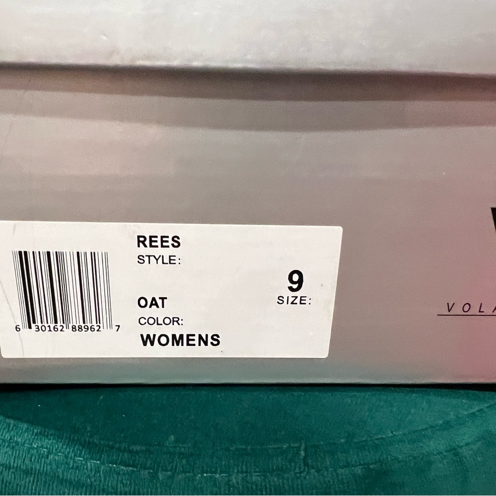 Women's Oat Shoes - Size 9